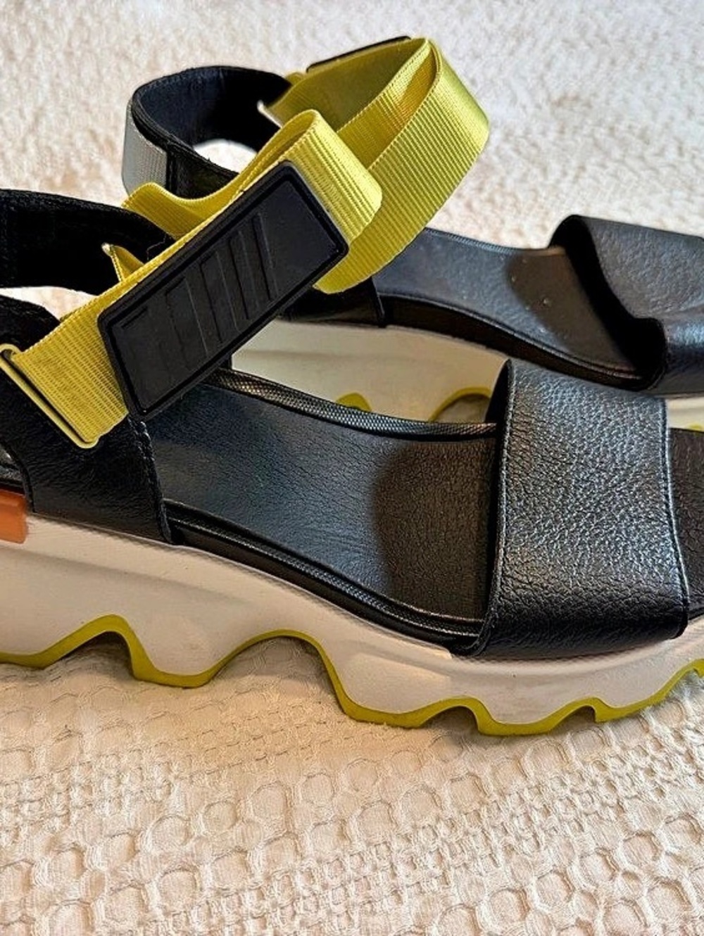 Sorel Ona 3-Strap Platform Sandals in Black & Yellow US 8.5